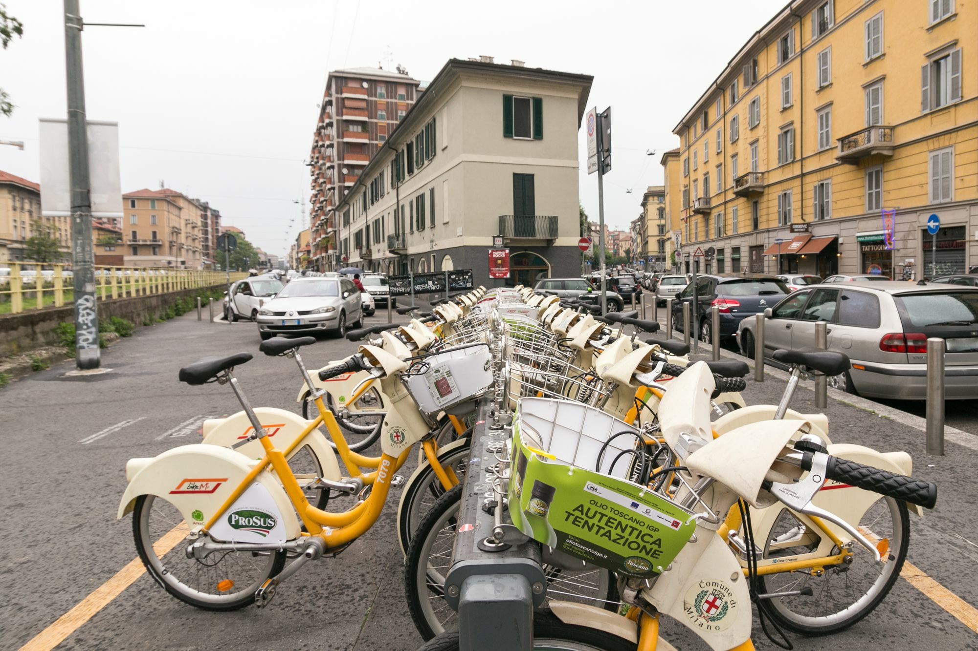Pit Stop Navigli Milano Exterior foto